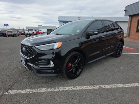 Used 2022 Ford Edge ST w/ Equipment Group 401A AWD/4WD image 3