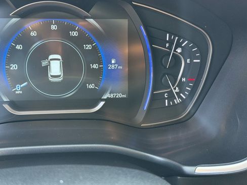 Used 2020 Hyundai Santa Fe Limited image 29