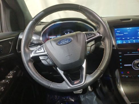 Used 2019 Ford Edge ST w/ Equipment Group 401A image 11