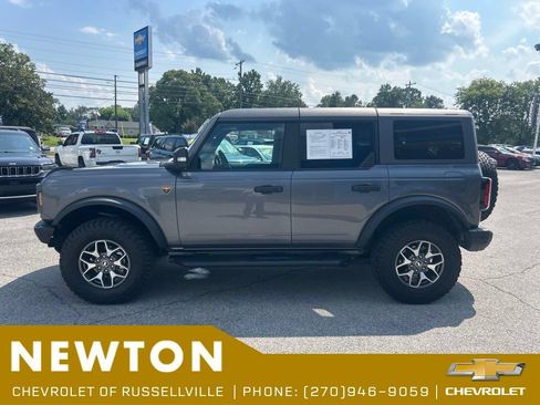 Used 2024 Ford Bronco Badlands AWD/4WD image 40