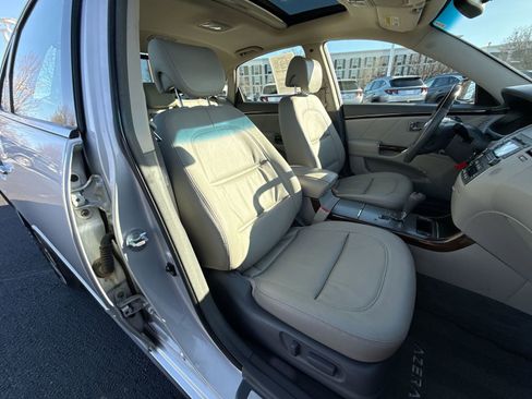 Used 2011 Hyundai Azera Limited w/ Logic 7 Surround Sound Pkg 4 image 24