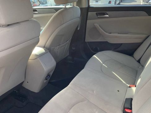 Used 2018 Hyundai Sonata SE FWD image 10