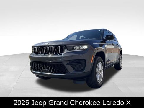 New 2025 Jeep Grand Cherokee Laredo X w/ Luxury Tech Group I image 1
