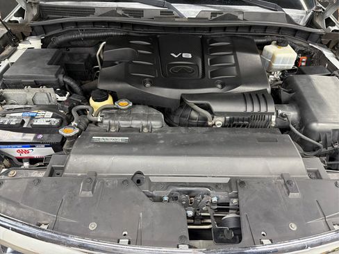 Used 2014 INFINITI QX80 2WD w/ Deluxe Touring Package image 9