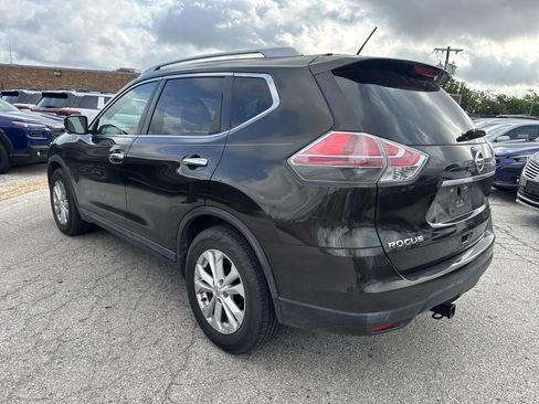 Used 2016 Nissan Rogue SV w/ SV Premium Package FWD image 5