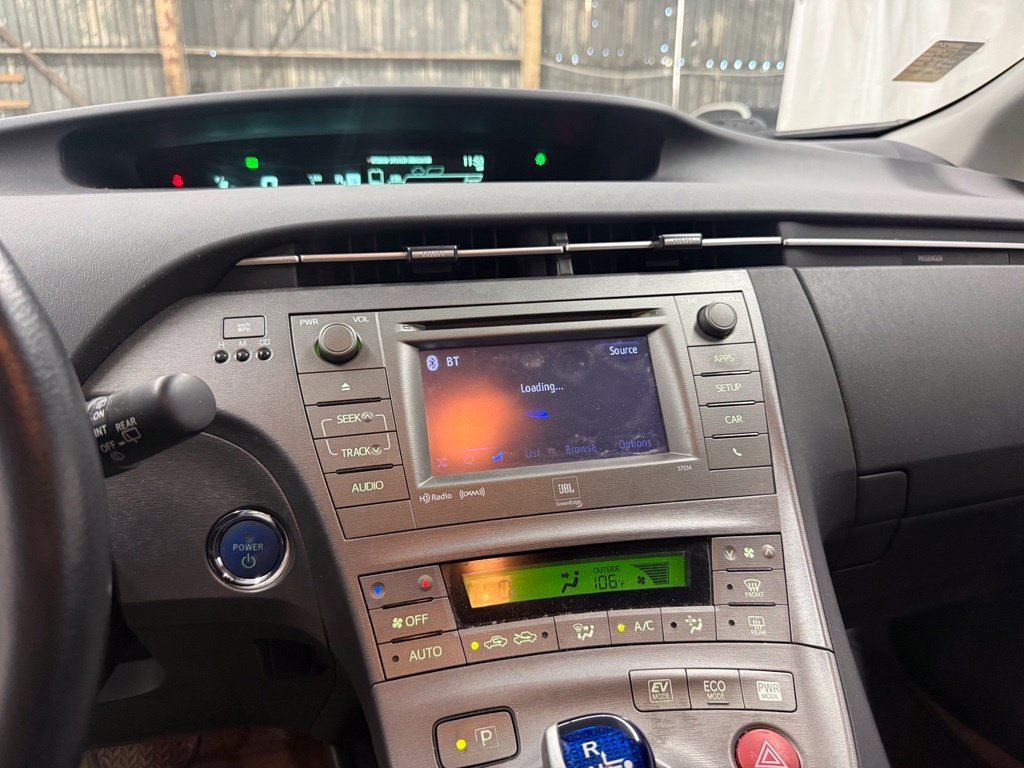 Used 2015 Toyota Prius Four FWD image 15