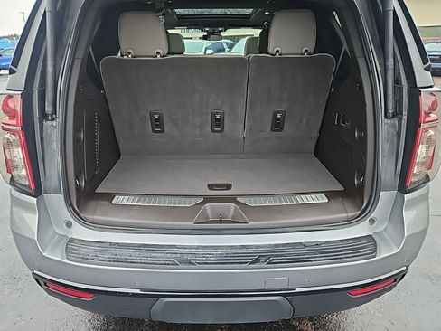 Used 2023 Chevrolet Tahoe Z71 w/ Luxury Package AWD/4WD image 22