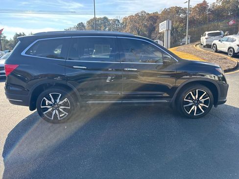 Used 2021 Honda Pilot Touring image 6