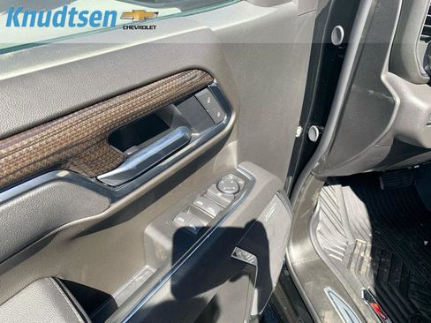 New 2026 Chevrolet Silverado 1500 LT Trail Boss w/ Convenience Package II AWD/4WD image 21
