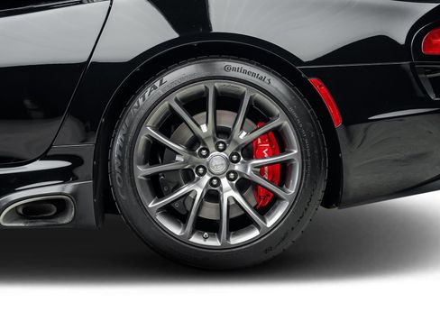 Used 2013 SRT Viper GTS w/ GTS Laguna Interior Pkg RWD image 21