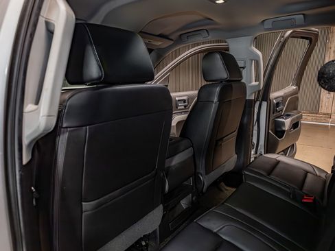 Used 2018 Chevrolet Silverado 1500 LT w/ All Star Edition AWD/4WD image 21