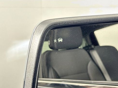 Used 2020 GMC Sierra 1500 SLE w/ SLE Value Package image 19