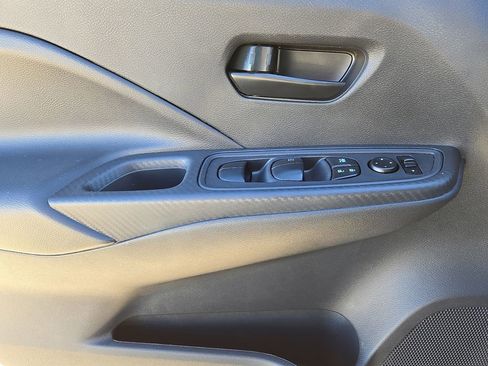 Used 2024 Nissan Versa S w/ S Plus Package image 19