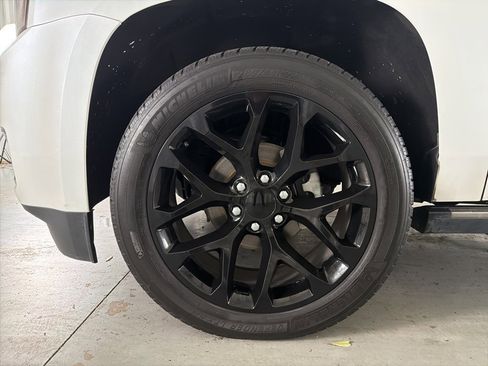 Used 2018 GMC Yukon Denali w/ Denali Ultimate Package image 4