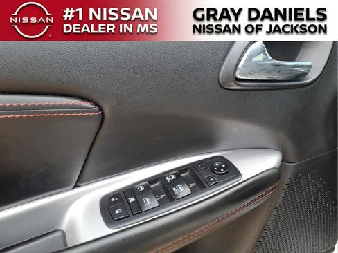 Used 2018 Dodge Journey GT FWD image 11