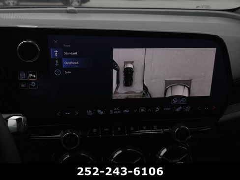 Used 2024 Chevrolet Blazer EV RS image 21