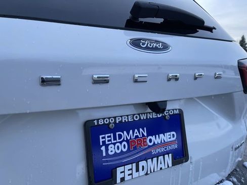 Used 2023 Ford Escape Platinum image 32