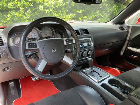 Used 2009 Dodge Challenger SRT8 w/ SRT Option Group II RWD image 32