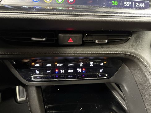 Used 2023 Buick Envision Preferred image 19