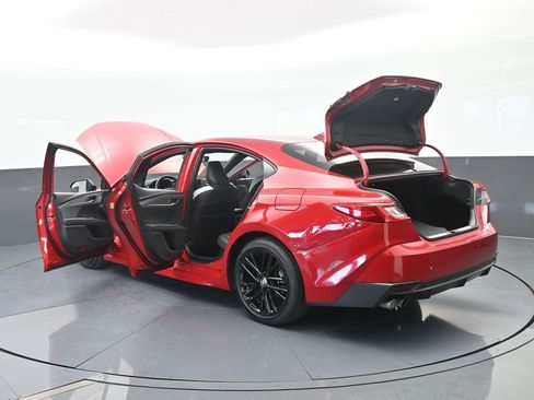 Used 2025 Toyota Camry SE w/ Multimedia Upgrade Package image 73