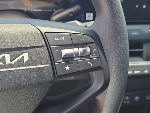 New 2026 Kia K4 FWD image 30