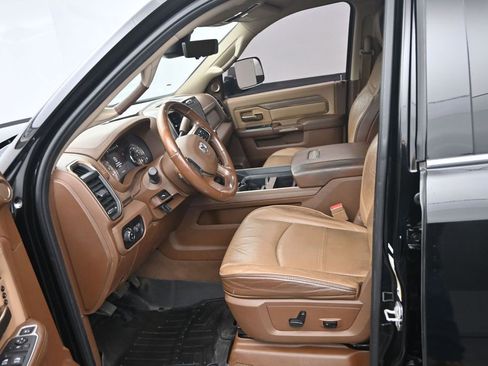 Used 2022 RAM 3500 Limited AWD/4WD image 10