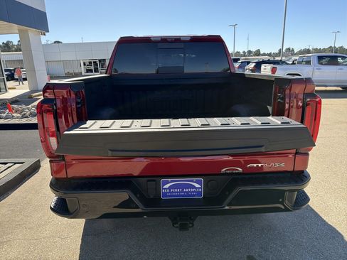 Used 2024 GMC Sierra 1500 AT4X image 25