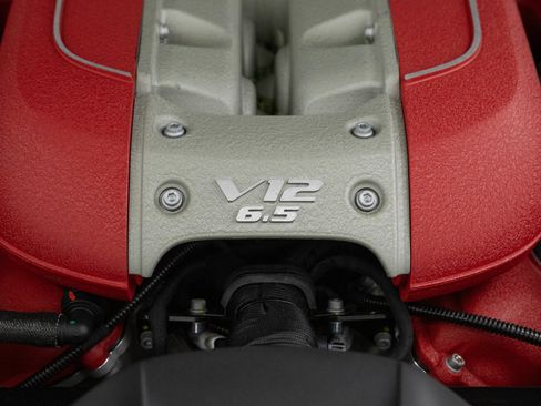 Certified 2023 Ferrari 812 GTS RWD image 43