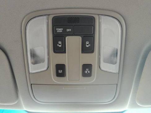 Used 2021 Kia Sedona LX FWD image 58