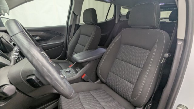 Used 2023 GMC Terrain SLE AWD/4WD image 25