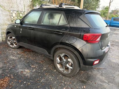 Used 2024 Hyundai Venue SEL