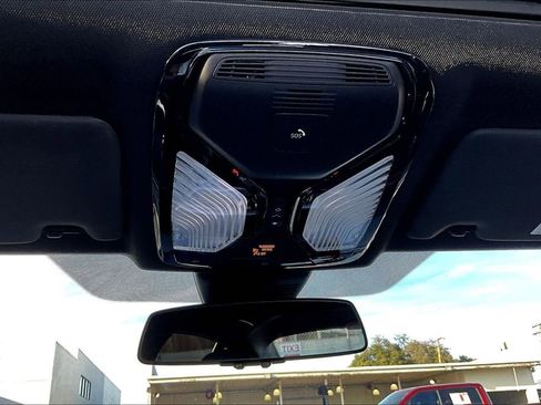 Used 2019 BMW 330i Sedan w/ Convenience Package image 13