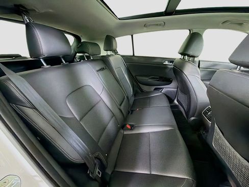 Used 2022 Kia Sportage EX FWD image 28