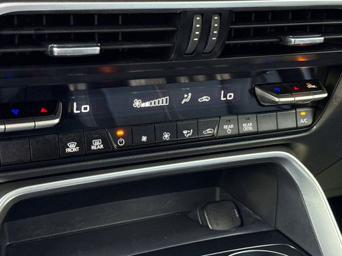 Certified 2025 MAZDA CX-90 3.3 Turbo w/ Select Package image 23