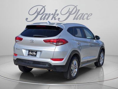 Used 2018 Hyundai Tucson SEL FWD image 5