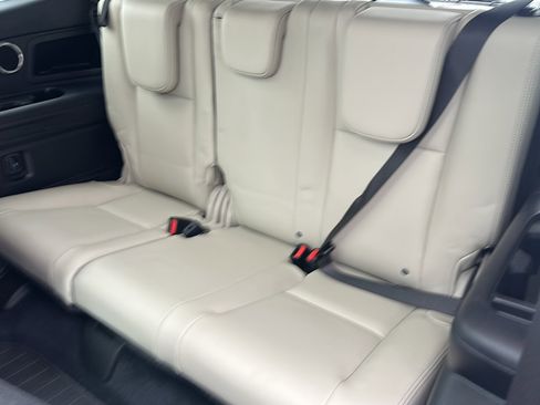 Used 2022 Subaru Ascent Limited w/ Technology Package image 22