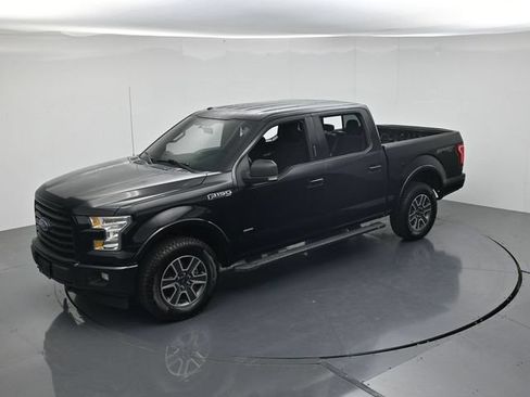 Used 2017 Ford F150 XLT w/ Equipment Group 302A Luxury AWD/4WD image 44