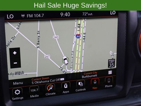 Used 2023 Jeep Gladiator Mojave AWD/4WD image 20