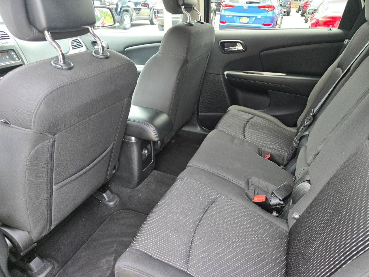 Used 2018 Dodge Journey SXT w/ Connectivity Group FWD image 21
