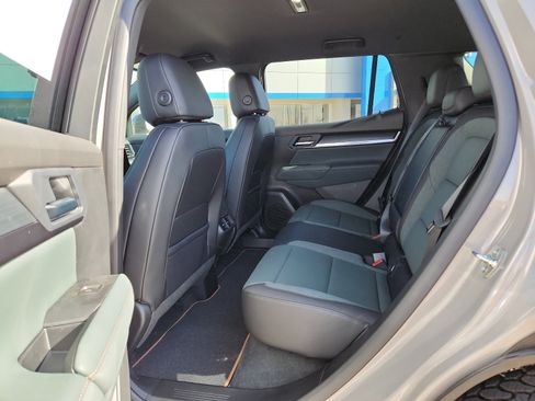 New 2026 GMC Terrain AT4 w/ Technology Package II image 9