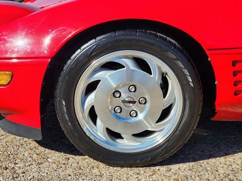 Used 1994 Chevrolet Corvette Base image 12