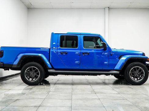 Used 2023 Jeep Gladiator Overland w/ Popular Equipment Package AWD/4WD image 7