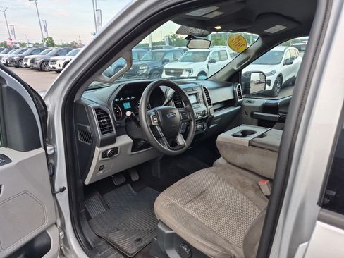Used 2018 Ford F150 XLT RWD image 14
