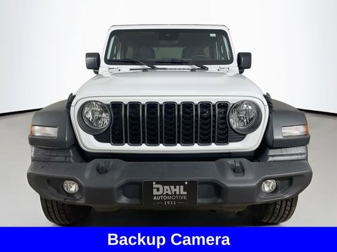 Used 2024 Jeep Wrangler Sport S image 2