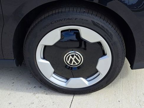 New 2025 Volkswagen ID. Buzz Pro S image 32