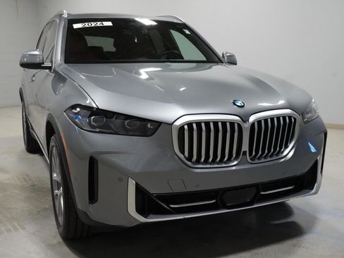 Used 2025 BMW X5 xDrive40i image 11