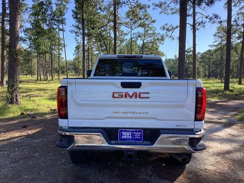New 2025 GMC Sierra 2500 SLT w/ SLT Premium Package image 6