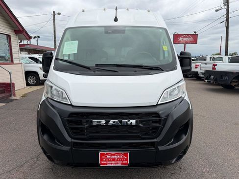 Used 2023 RAM ProMaster 2500 FWD image 3