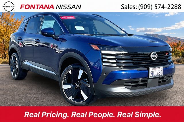 Used 2025 Nissan Kicks SR FWD image 1
