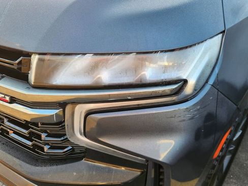 Used 2021 Chevrolet Suburban Z71 w/ Luxury Package image 4